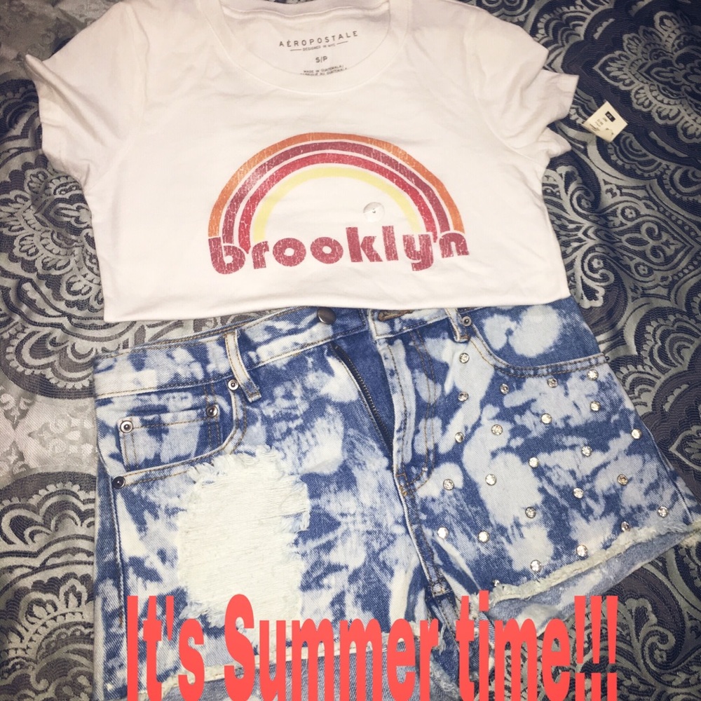 Brooklyn Shirt and ripped shorts!!!